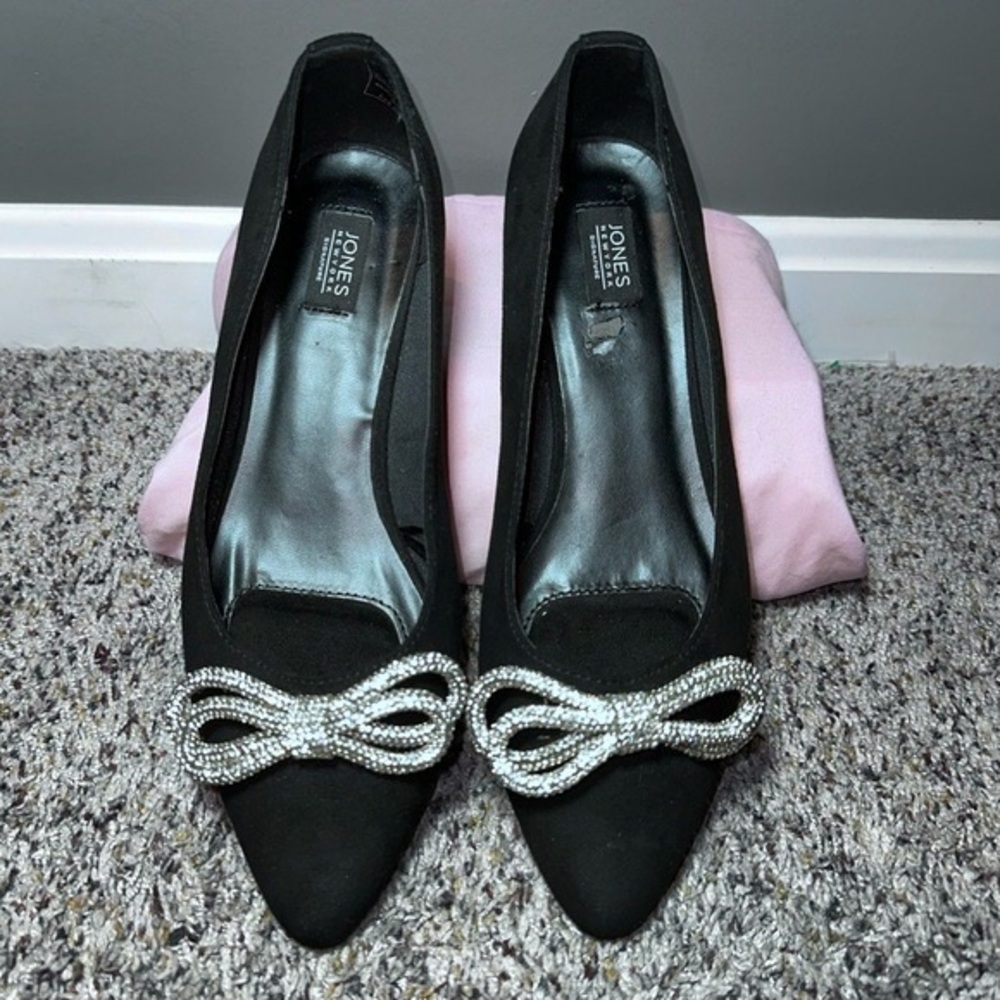 Jones New York Black Heels with Silver Accent